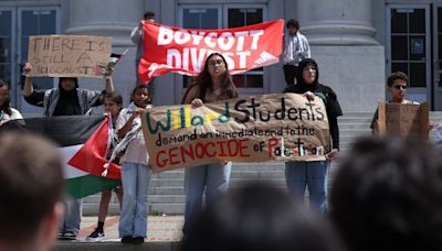 Manifestantes pro Palestina acampan en la Universidad de California en Berkeley