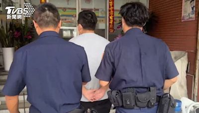 巨無霸蘿蔔刀被偷！台主在娃娃機店內爆打女子 私刑正義下場慘│TVBS新聞網