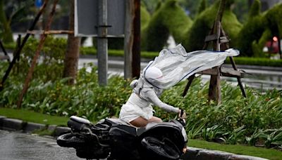 Catastrophe naturelle : « C’était effrayant »… Le super typhon Yagi arrive au Vietnam après avoir défiguré la Chine