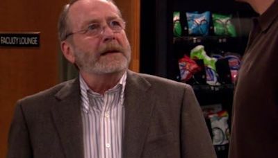 Muere Martin Mull, actor de "Sabrina, la bruja adolescente"