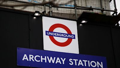 Tube passenger, 101, dragged along platform after coat is trapped in door