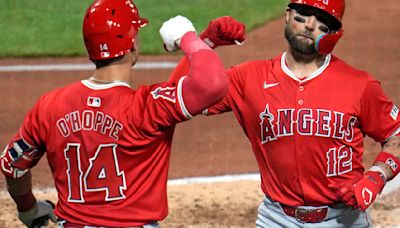 Pillar homers twice as Sandoval and the Angels beat the Pirates 9-0