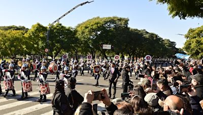 Día de la Independencia argentina: veteranos de Malvinas a la cabeza y Milei en un tanque