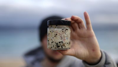 La Eurocámara pide normas más estrictas para reducir las pérdidas de pellets