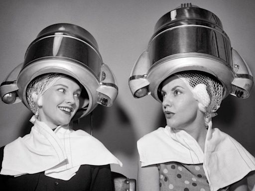10 Hair Salon Etiquette Rules You Might Be Breaking