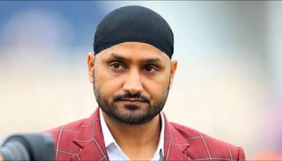 Harbhajan Singh issues apology after controversy surrounding Tauba Tauba video