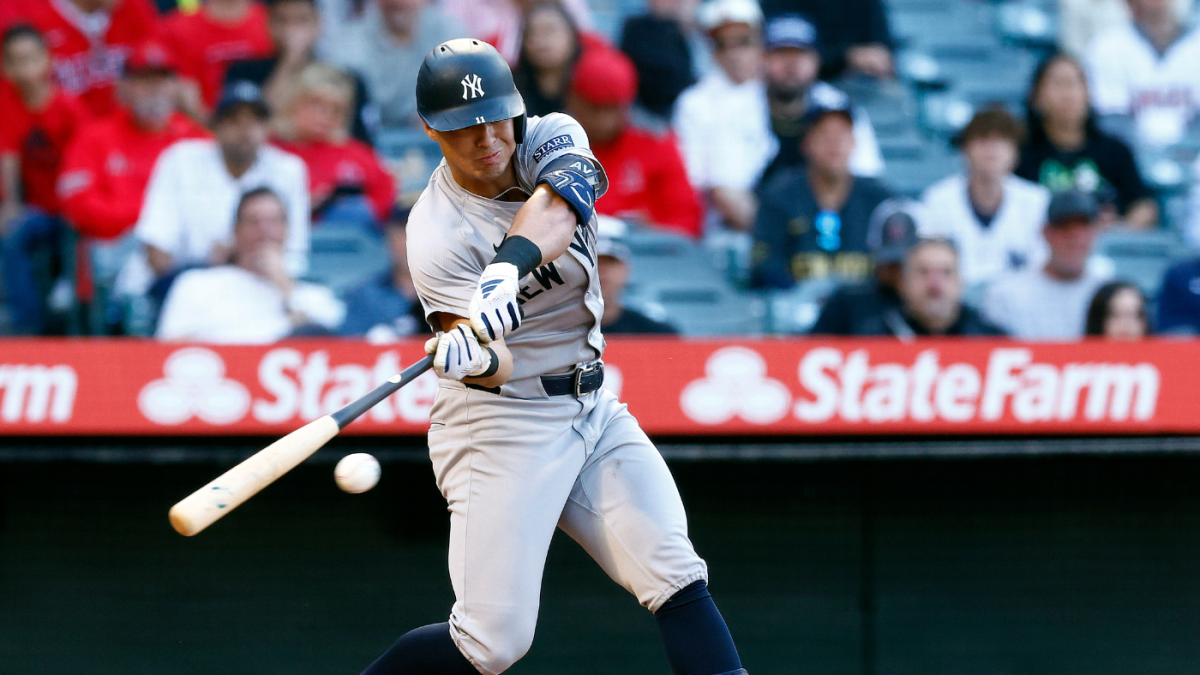 Anthony Volpe hitting streak: Yankees shortstop ties one Joe DiMaggio record, nears another vs. Angels