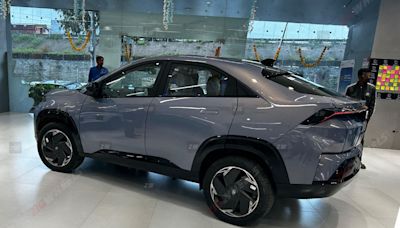 Tata Curvv EV Starts Reaching Dealerships Ahead Of Deliveries - ZigWheels