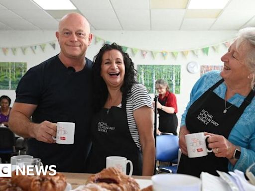 Thank You Day: Faversham pub honours its community volunteers