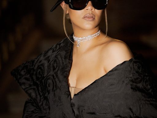 Rihanna é a nova musa de J'Adore, perfume clássico da Dior - FFW