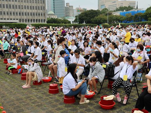 民進黨北市黨部宣傳「為父母洗腳」遭炎上 主委澄清：非主辦