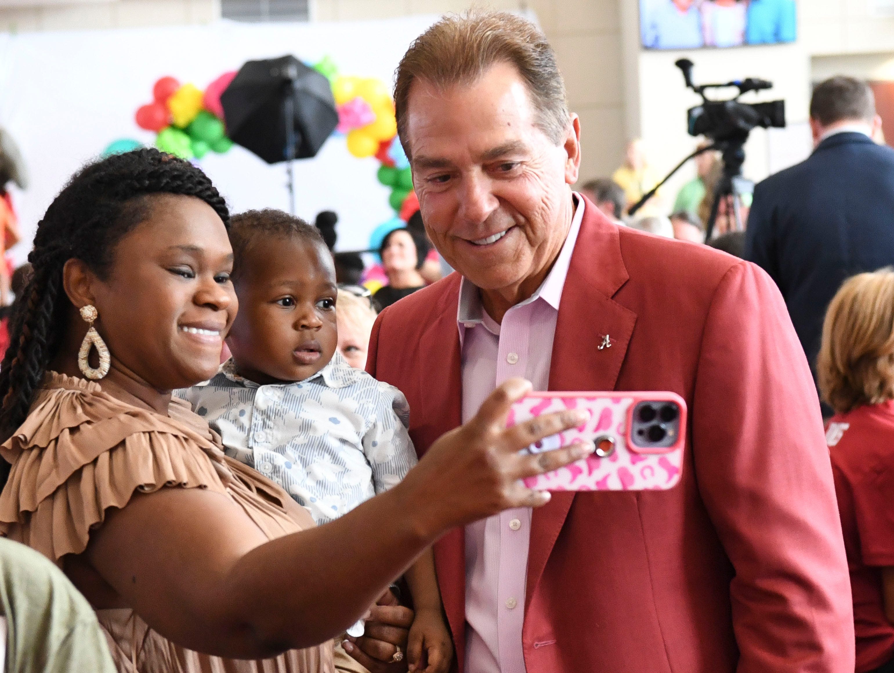 Nick Saban reacts on 'College GameDay' to Alabama's Saban Field dedication, receives messages from NFL alumni