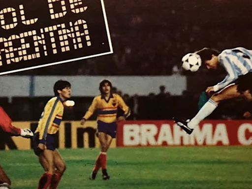 Argentina y Ecuador, un duelo de anécdotas: el primer gol de Caniggia, el debut de Tevez, los tres goles de Messi y “la pelota no dobla”