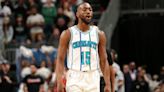 Jayson Tatum, Carmelo Anthony give flowers to Kemba Walker amid retirement announcement