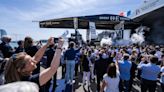 Equipo francés de la Copa América de vela en la presentación del barco: 'Esperamos dar la sorpresa en octubre'