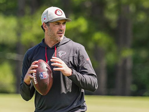 Falcons OC Zac Robinson to call plays from coaching booth