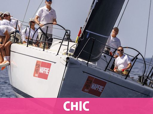 Felipe VI sale a navegar en Palma para preparar la Copa del Rey de vela