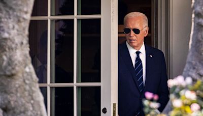 "Back to being angry": Pelosi "working the phones" to oust Biden as Democratic mutiny continues