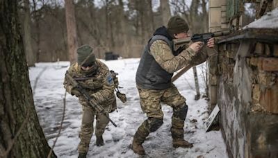 Guerra in Ucraina, la Russia sta sfondando ad est. “Situazione da incubo”, resistenza a picco