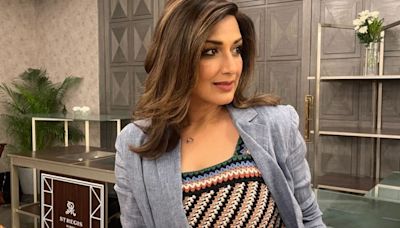 Sonali Bendre Says Song Shoots Gave Her Sleepless Nights: 'Ahmed Khan Bribed Me With Chocolates' - News18