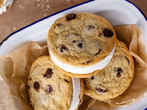 For The Absolute Best Ice Cream Sandwich, Go For Warm Cookies