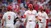 Phillies defeat the Padres 9-2