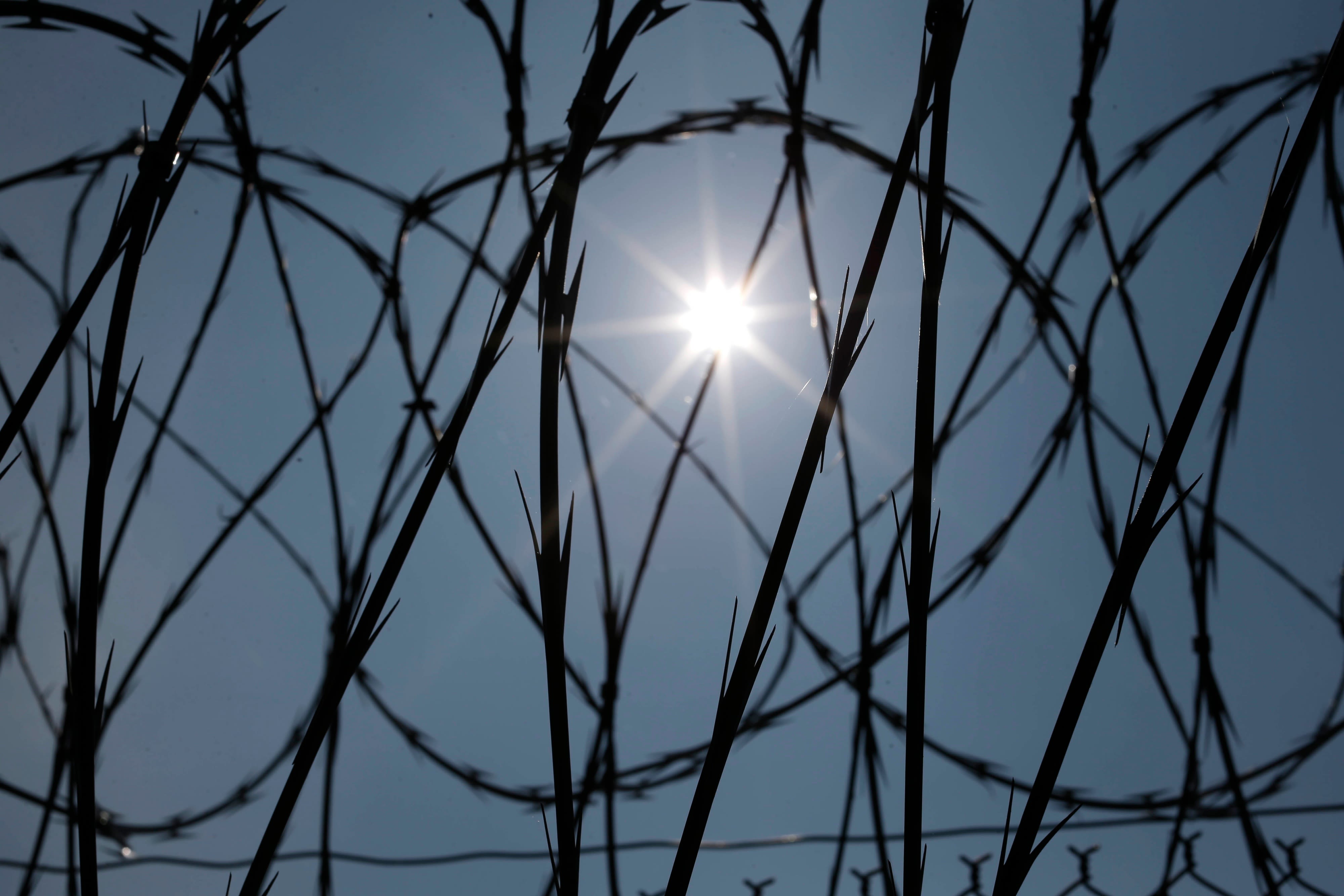 For inmates, little escape from brutal heat in prisons without air conditioning