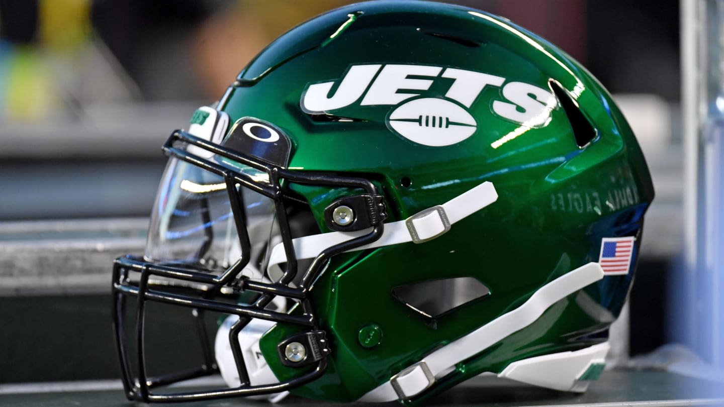 New York Jets Urged To Pursue Shocking AFC East Division Trade With Bills