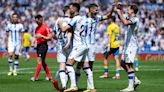 ¡Becker se aferra a la Europa League! Resumen en vídeo del Real Sociedad 2-0 Las Palmas , LaLiga 2023-24: goles y polémicas del partido | Goal.com Chile