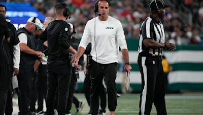 Jets coach Robert Saleh prepares for a reunion against Kyle Shanahan and the 49ers