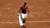 Djokovic pisa pista, al menos para sacar