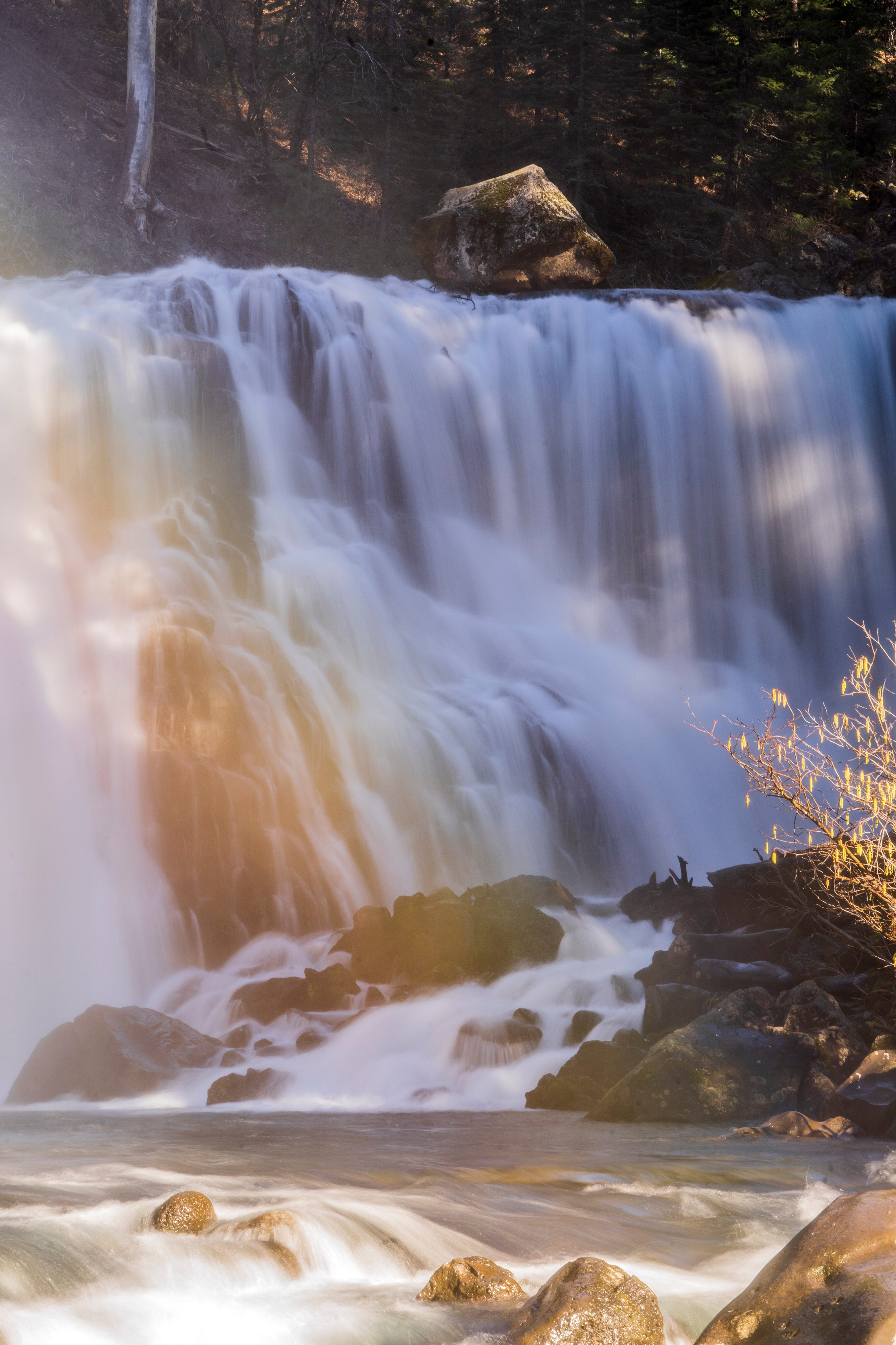 Here's the ultimate guide to 17 cool California waterfalls near Redding. Search our map.