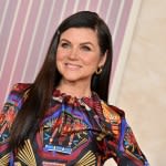 Tiffani Thiessen Mourns Death of Her Father