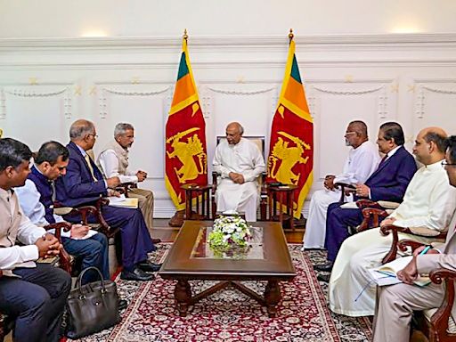 Sri Lanka strikes private debt restructuring deal with bondholders | World News - The Indian Express