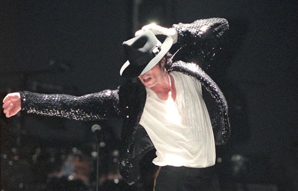 Michael Jackson’s ‘Essential’ Album Is Growing