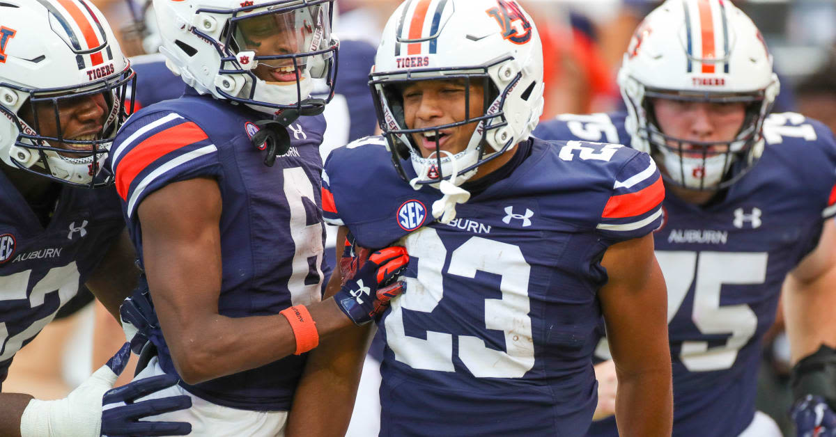 Hugh Freeze Says Auburn Running Back Jeremiah Cobb 'Looks The Part' In Year Two