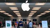 Unionized Apple Workers Say Tip Your Genius Bar-Tender