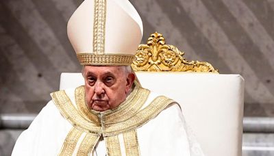 El papa pide perdón por sus palabras sobre el "mariconeo" en los seminarios y asegura que no quiso "ser homófobo"