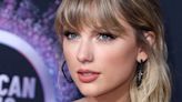 Sportsbook’s Cashing In On Taylor Swift, Travis Kelce Super Bowl Prop Bets