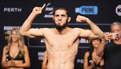 Islam Makhachev will decide where Dustin Poirier fight goes at UFC 302, says coach Javier Mendez | BJPenn.com