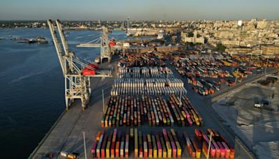 Operador del puerto de Montevideo inició arbitraje internacional por USD 600 millones