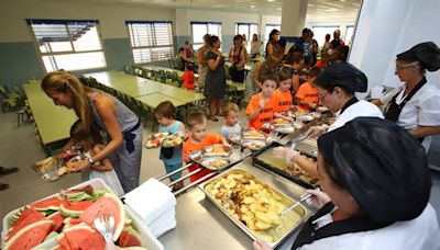 El CEIP María Moliner de Zaragoza coge el relevo en las movilizaciones “Por unos Comedores Nobles”