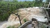 Video | "Alberto" provoca espectáculo natural en la Huasteca