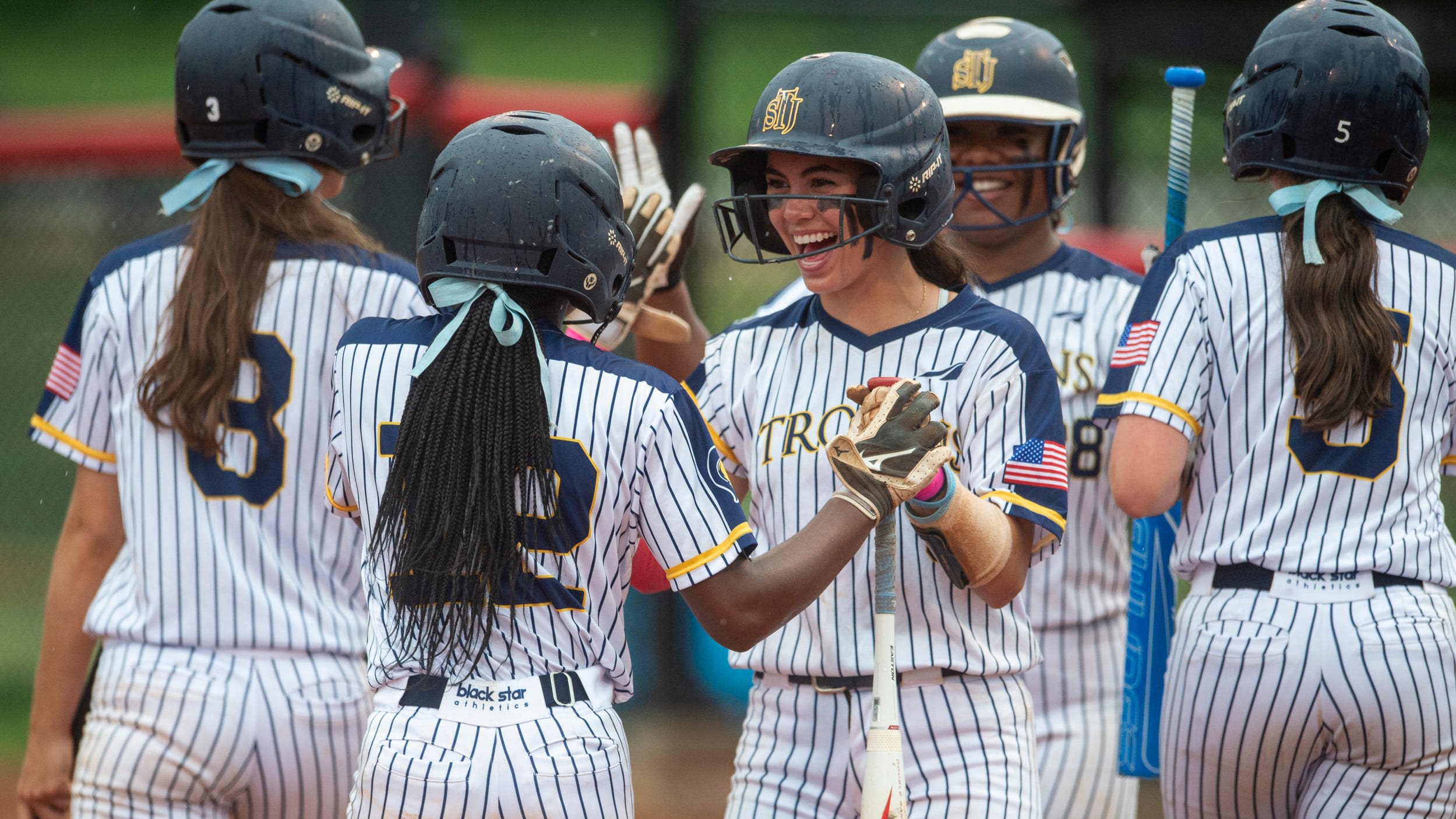 Saint James softball survives pitchers duel to take down Piedmont to open state tournament