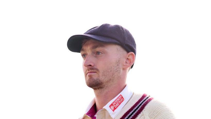 Somerset's Goldsworthy joins Foxes for T20 Blast