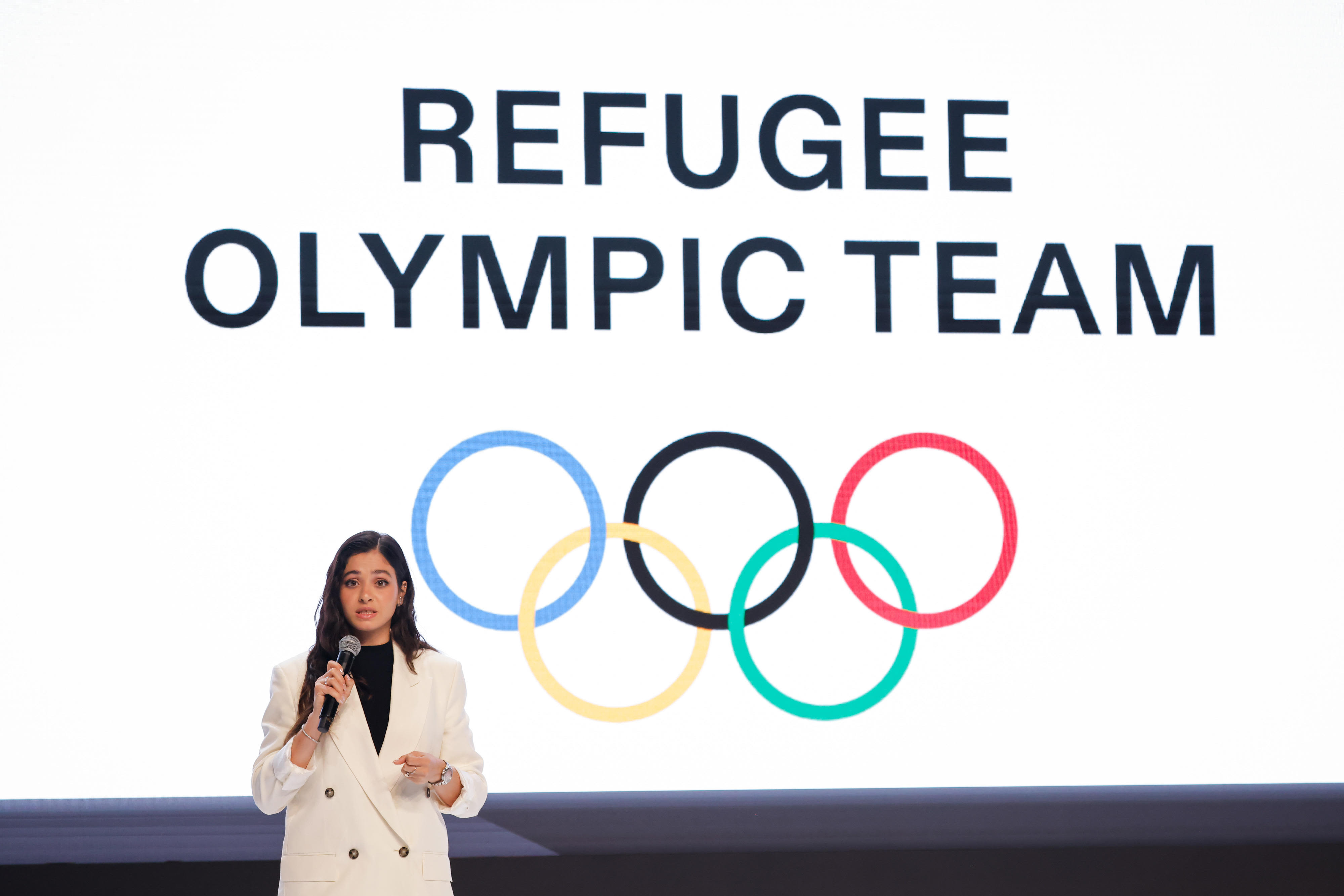 What is the IOC refugee Olympic team and who is on it for the 2024 Games?