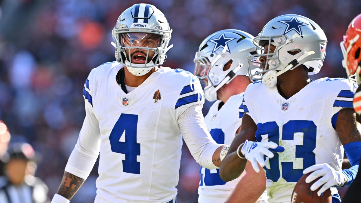 Dak Prescott leads Cowboys to romp over Browns in opener after getting new 4-year contract