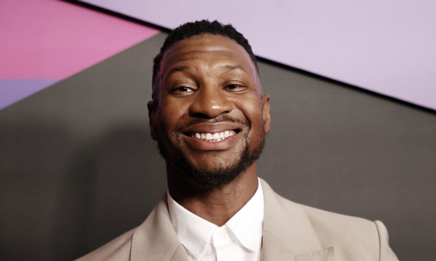 Tearful Jonathan Majors accepts Perseverance Award: 'I'm imperfect'