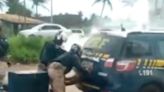 Policías en Brasil filmados mientras “gasean a un enfermo mental hasta la muerte en la cajuela de un auto”