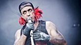 Fiscalía no seguirá investigación contra Till Lindemann, líder de Rammstein